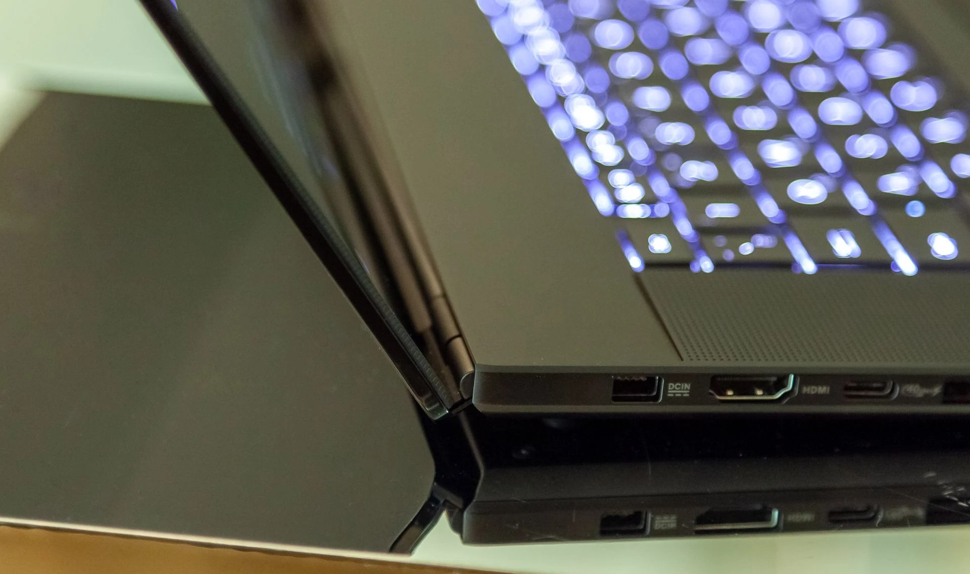 Đánh giá ASUS ProArt P16 (H7606WP) - Liệu có phải là chiếc laptop trong mơ của bạn? 60 ASUS ProArt P16 H7606WP 45