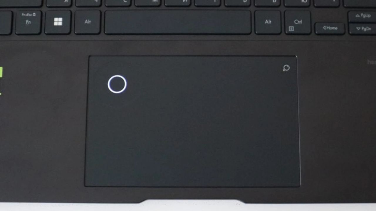 Đánh giá ASUS Zenbook 14 Pro OLED (UX6404): Laptop 14 inch mạnh mẽ nhất cho dân sáng tạo! 39 ASUS Zenbook 14 Pro OLED UX6404 28