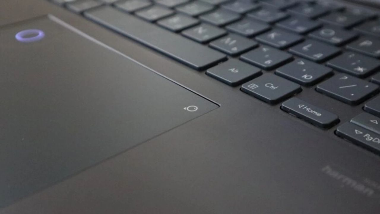 Đánh giá ASUS Zenbook 14 Pro OLED (UX6404): Laptop 14 inch mạnh mẽ nhất cho dân sáng tạo! 41 ASUS Zenbook 14 Pro OLED UX6404 30