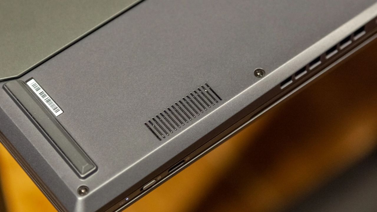 Đánh giá ASUS Zenbook DUO 2025 - Laptop này có gì mà khiến ai cũng mê mẩn? 110 ASUS Zenbook DUO 2025 12