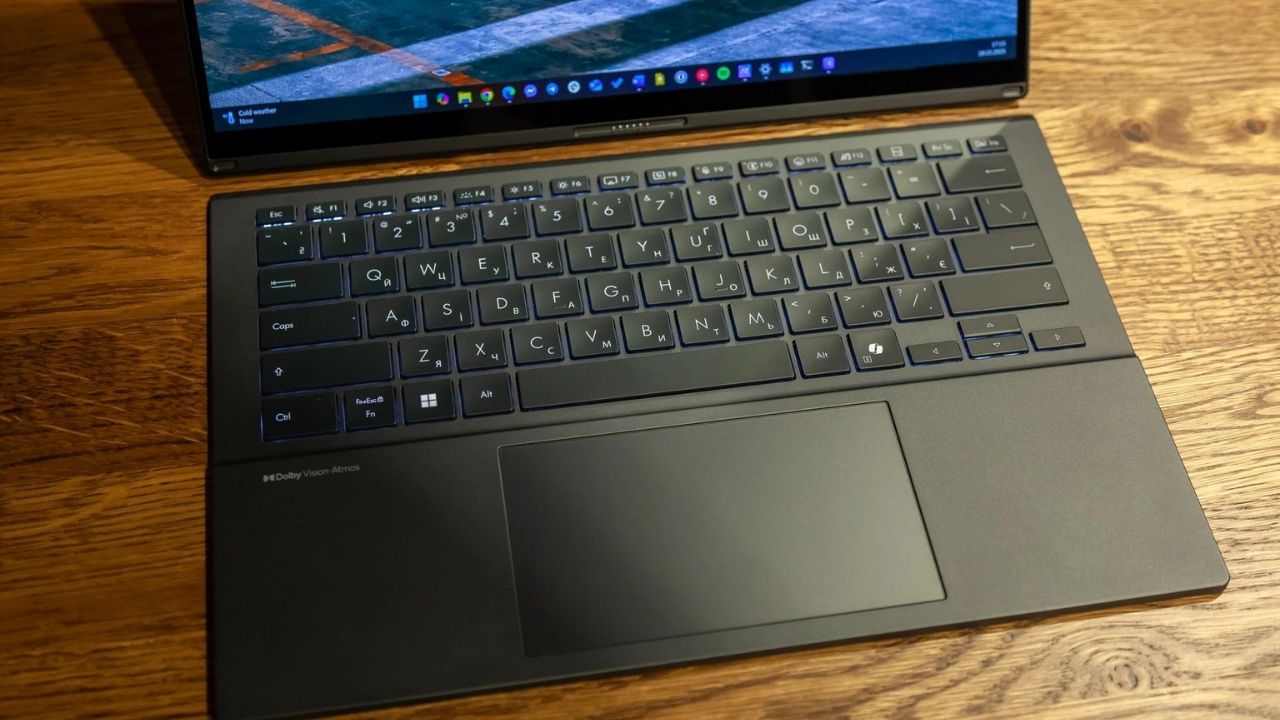 Đánh giá ASUS Zenbook DUO 2025 - Laptop này có gì mà khiến ai cũng mê mẩn? 99 ASUS Zenbook DUO 2025 38