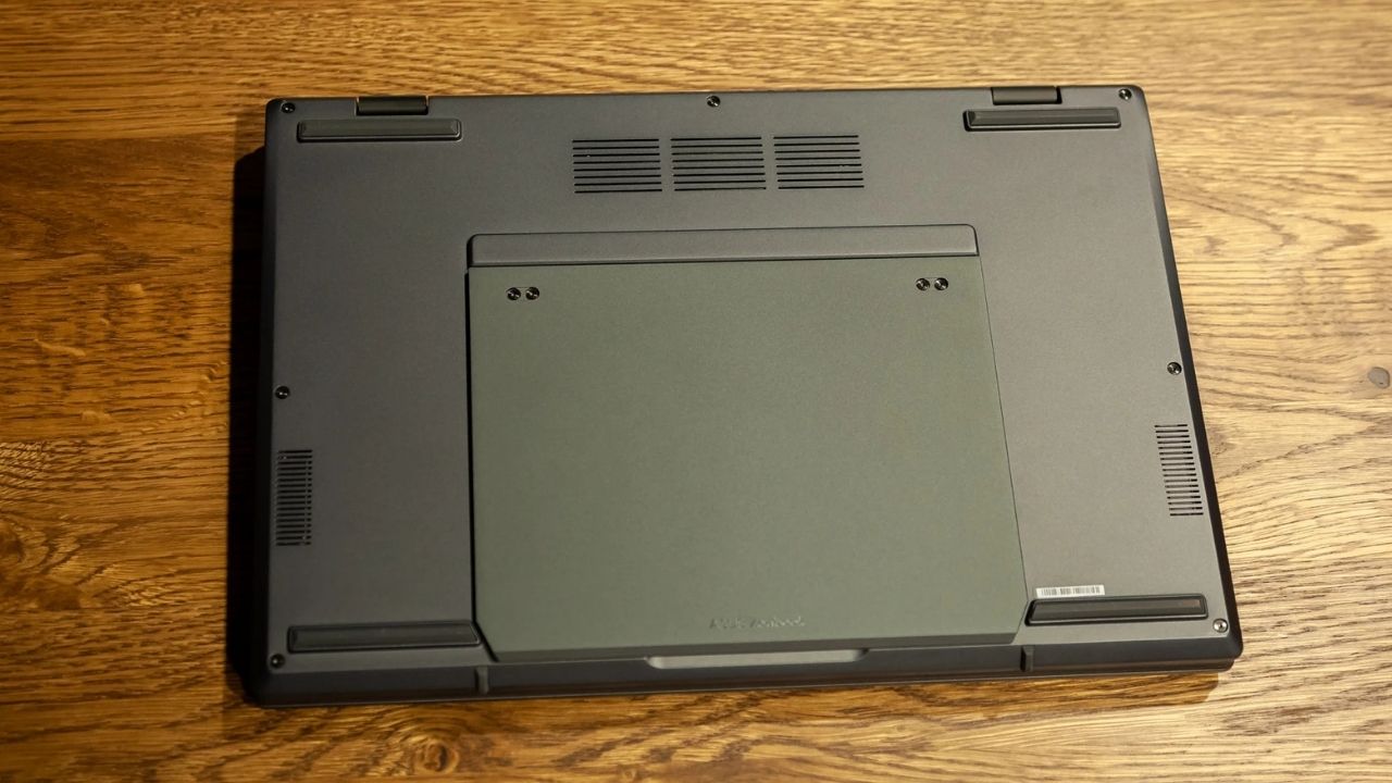 Đánh giá ASUS Zenbook DUO 2025 - Laptop này có gì mà khiến ai cũng mê mẩn? 77 ASUS Zenbook DUO 2025 46