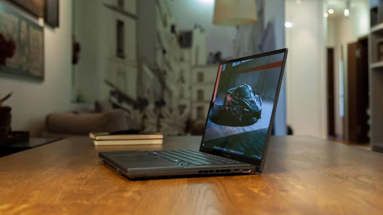 Đánh giá ASUS Zenbook DUO 2025 - Laptop này có gì mà khiến ai cũng mê mẩn? 69 ASUS Zenbook DUO 2025 60