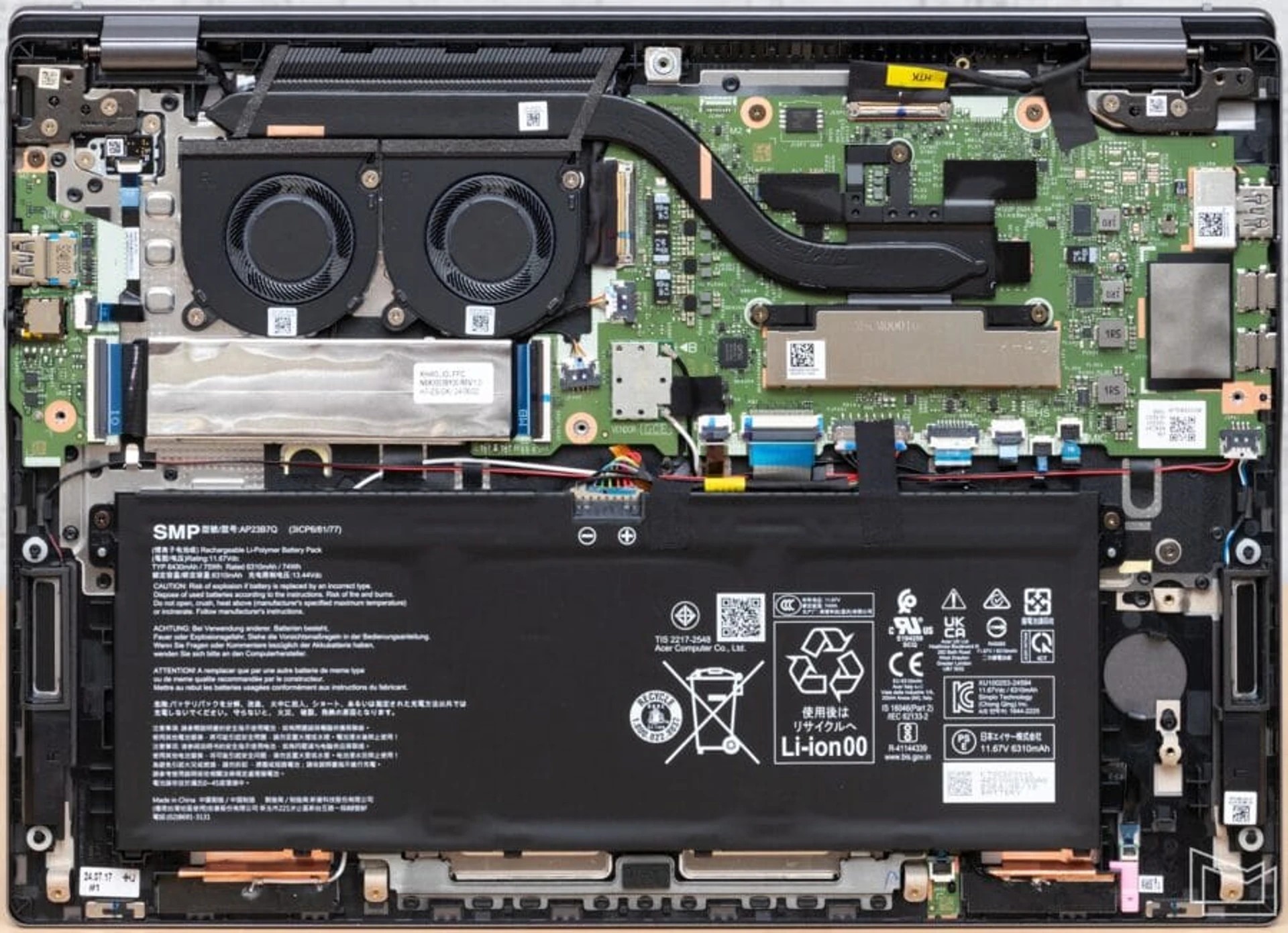 Đánh giá Acer Swift 14 AI (SF14-11-X6V5): Liệu có phải là lựa chọn AI-laptop hàng đầu của bạn? 66 Acer Swift 14 AI SF14 11 X6V5 14