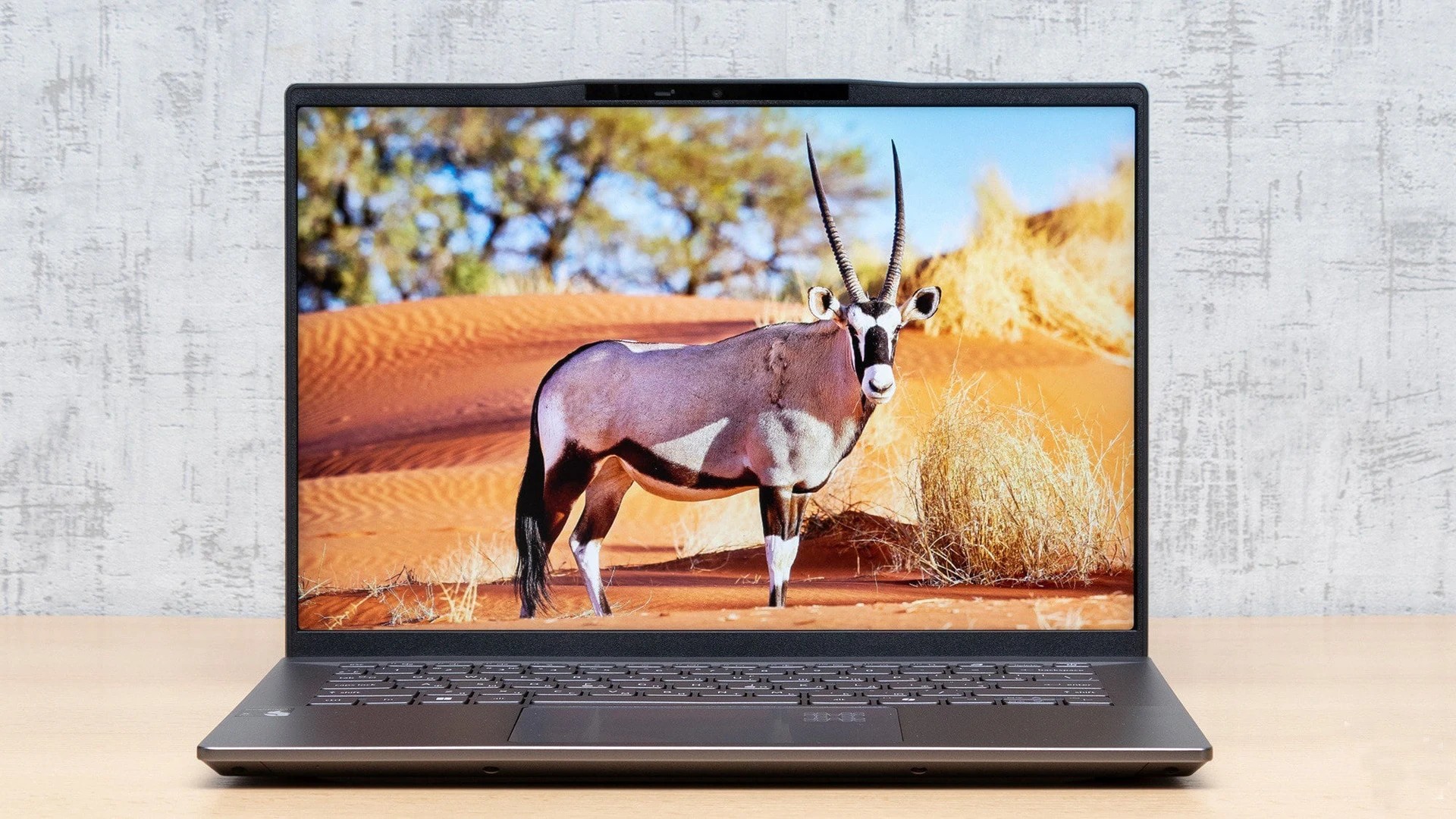 Đánh giá Acer Swift 14 AI (SF14-11-X6V5): Liệu có phải là lựa chọn AI-laptop hàng đầu của bạn? 44 Acer Swift 14 AI SF14 11 X6V5 36