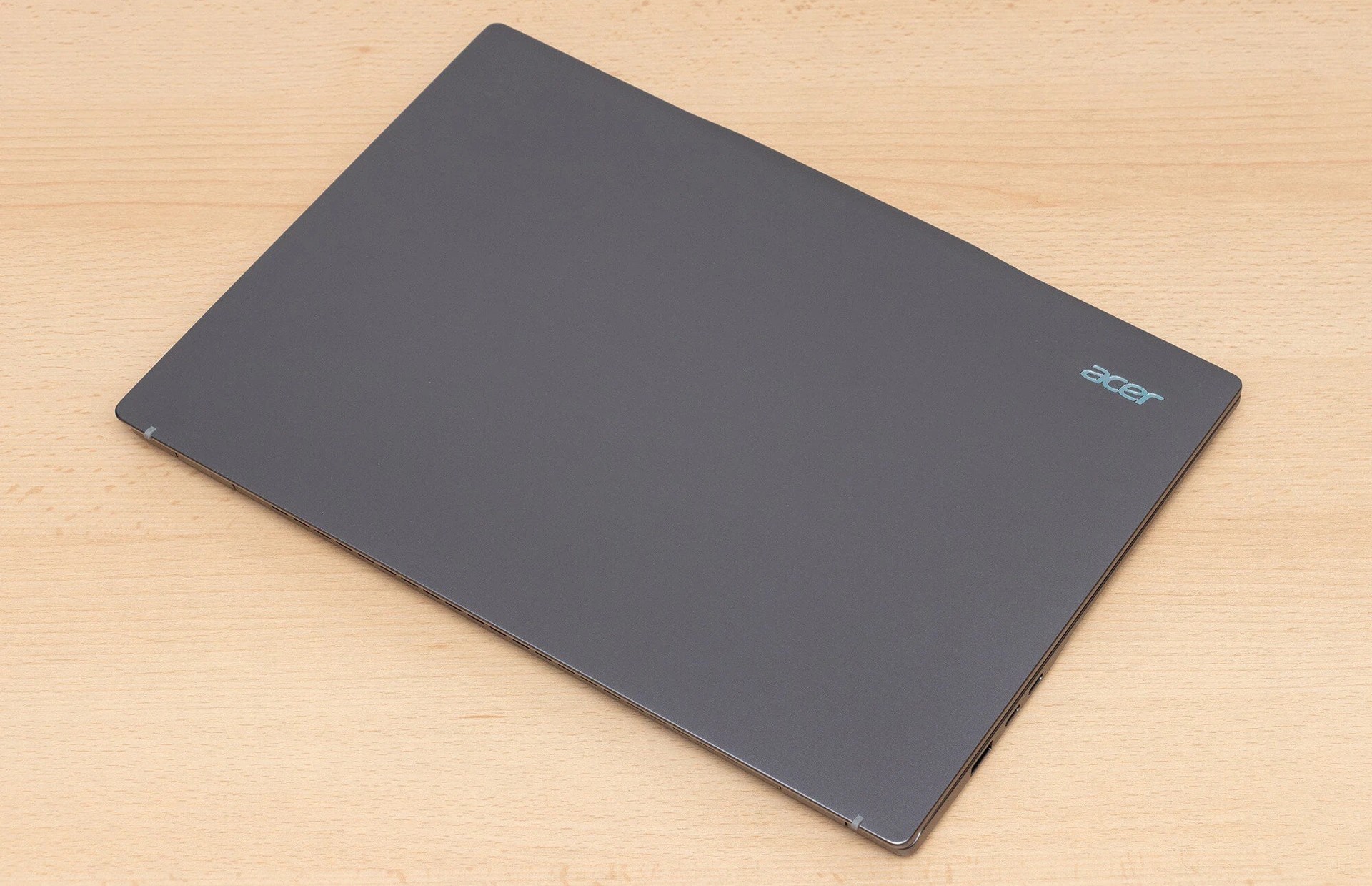 Đánh giá Acer Swift 14 AI (SF14-11-X6V5): Liệu có phải là lựa chọn AI-laptop hàng đầu của bạn? 42 Acer Swift 14 AI SF14 11 X6V5 38