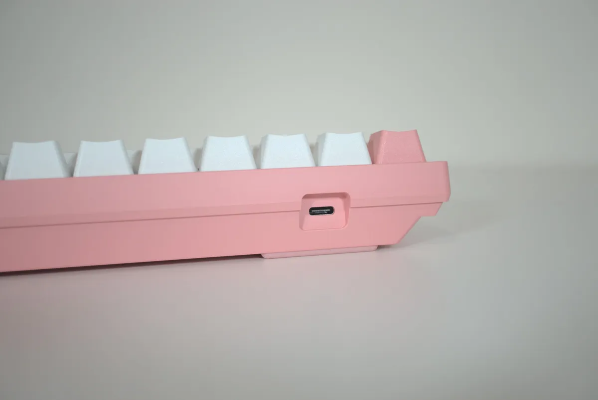 Đánh giá Akko World Tour Tokyo R2 (3068B): Bàn phím cơ không dây đỉnh cao cho mọi nhu cầu. 21 Akko World Tour Tokyo R2 3068B 9