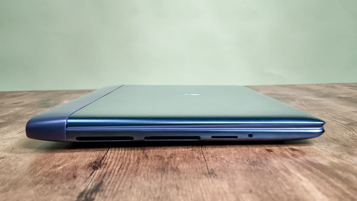 Alienware 16 Area 51 11
