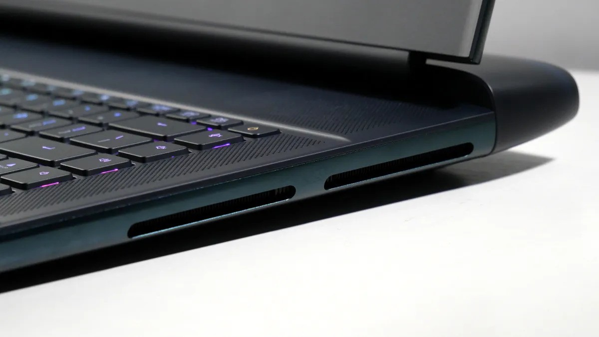 Alienware 16 Area 51 5
