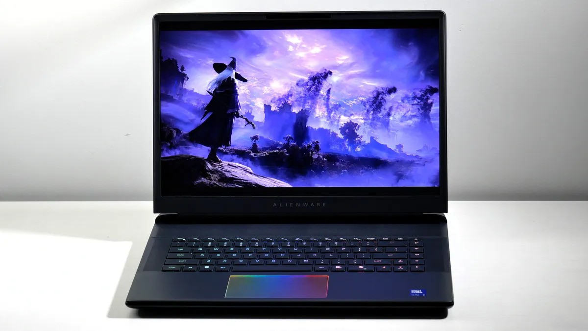 Laptop Alienware 16 Area-51 là một trong những laptop chơi game RTX 5080 rẻ nhất và gần như hoàn hảo 19 Alienware 16 Area 51 7