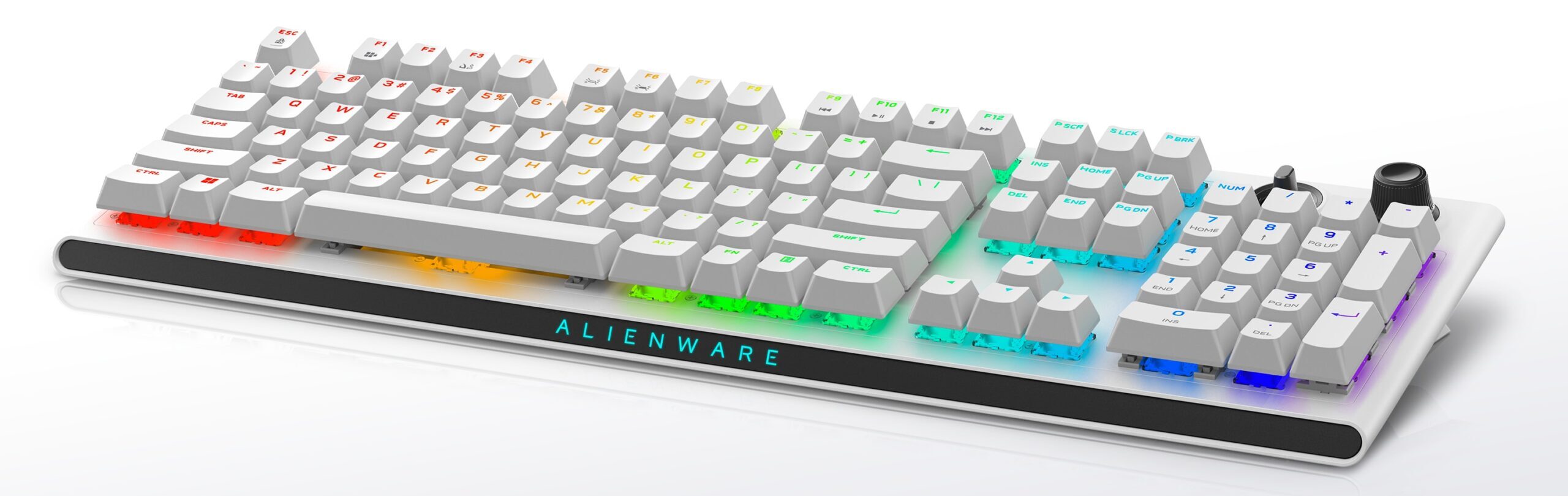 Alienware Tri Mode AW920K 10 scaled e1750140429328