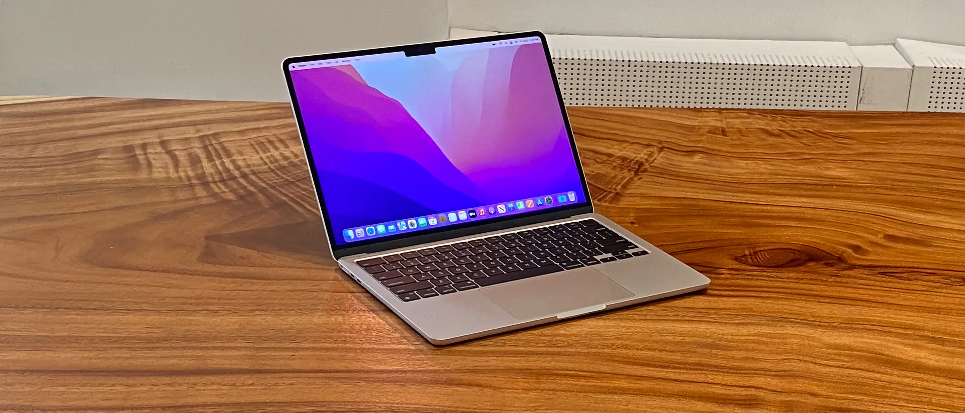 Đánh giá Apple MacBook Air M2 2022 - Lựa chọn lý tưởng cho học sinh, sinh viên và người dùng đa nhiệm 35 Apple MacBook Air M2 2022 7