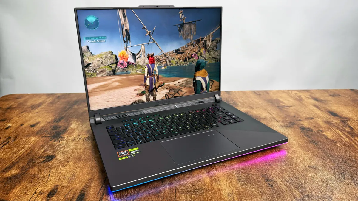 Asus ROG Strix G16 7