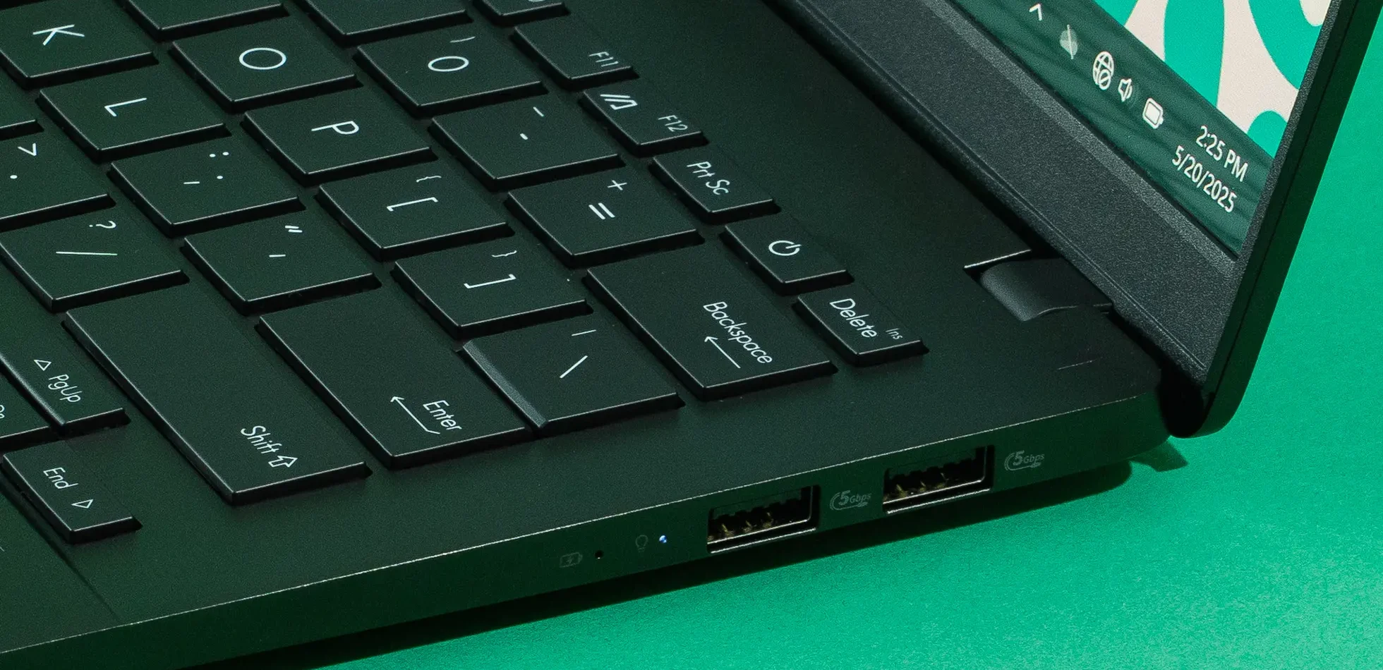 Asus Vivobook S 14 Q423SA U5512 1 e1750325140190