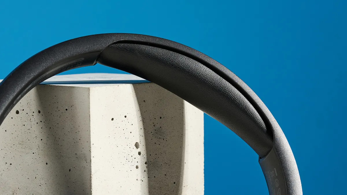 Belkin SoundForm Isolate 5