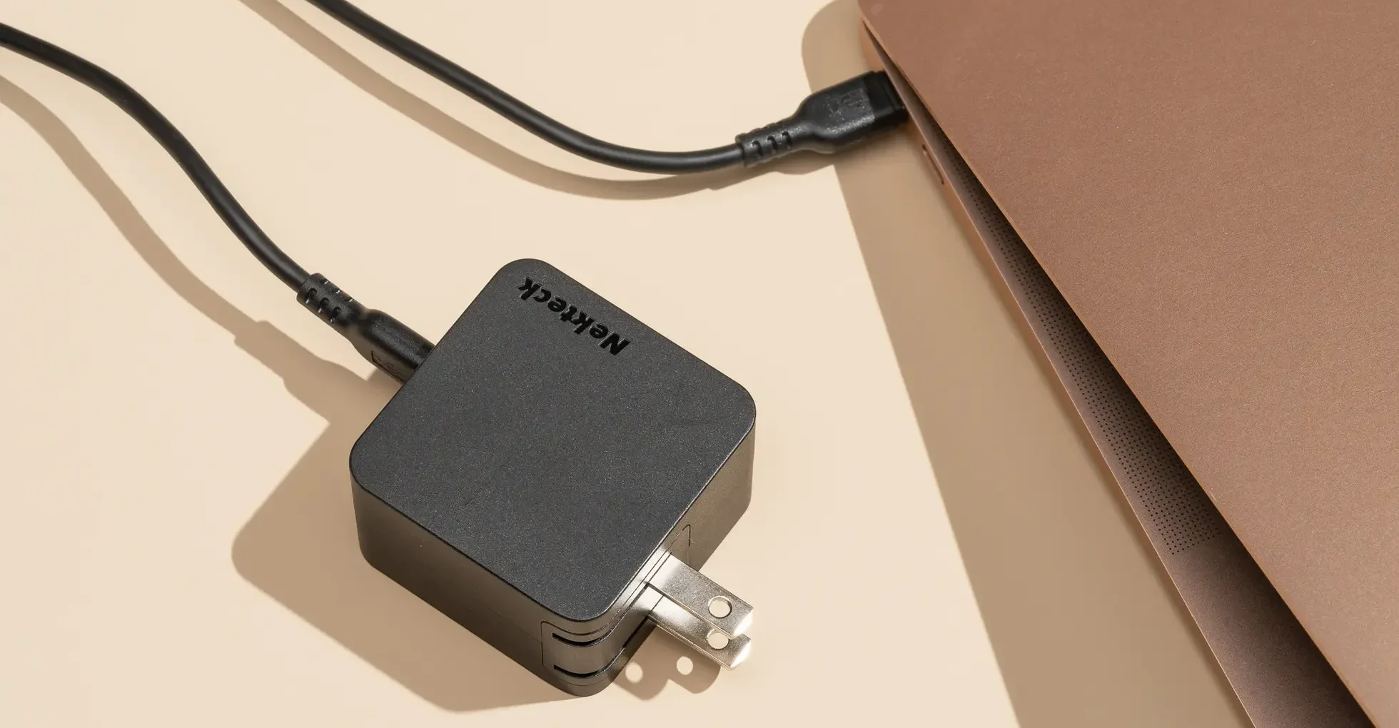 Top những bộ sạc USB-C tốt nhất cho laptop và tablet - Sạc nhanh, bền bỉ và đa năng 18 Bo sac GaN USB C 60W Nekteck 1 e1750390877762