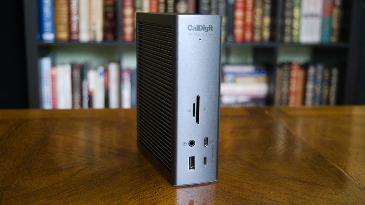 Đánh giá CalDigit TS5 Plus: Trạm kết nối tối ưu cho hiệu suất đỉnh cao 11 CalDigit TS5 Plus 4