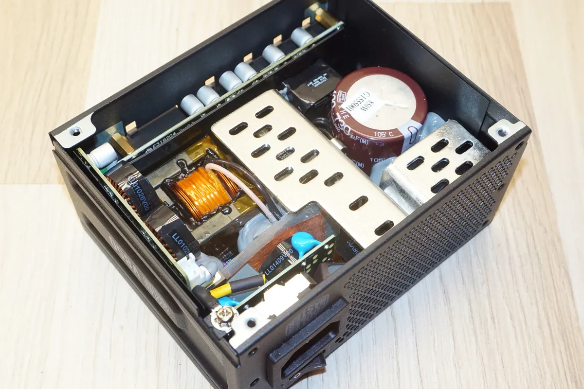 Cooler Master V850 SFX Gold ATX 3 1