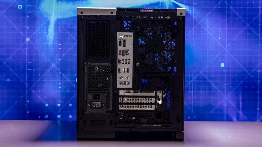 Đánh giá Corsair Vengeance a5100: Hiệu suất đỉnh cao cho Game thủ và nhà sáng tạo 18 Corsair Vengeance a5100 8