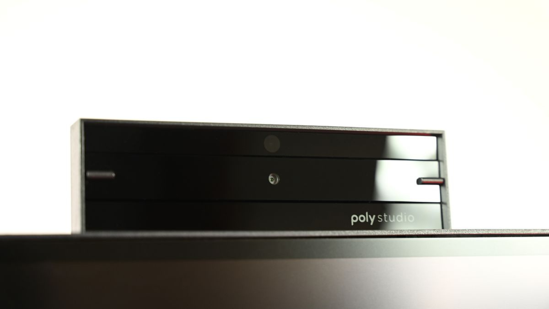 Đánh giá đầu tiên HP EliteStudio 8 AiO G1i: PC All-in-One đỉnh cao với KVM switch tích hợp 11 Danh gia dau tien HP EliteStudio 8 AiO G1i PC All in One dinh cao voi KVM switch tich hop 8