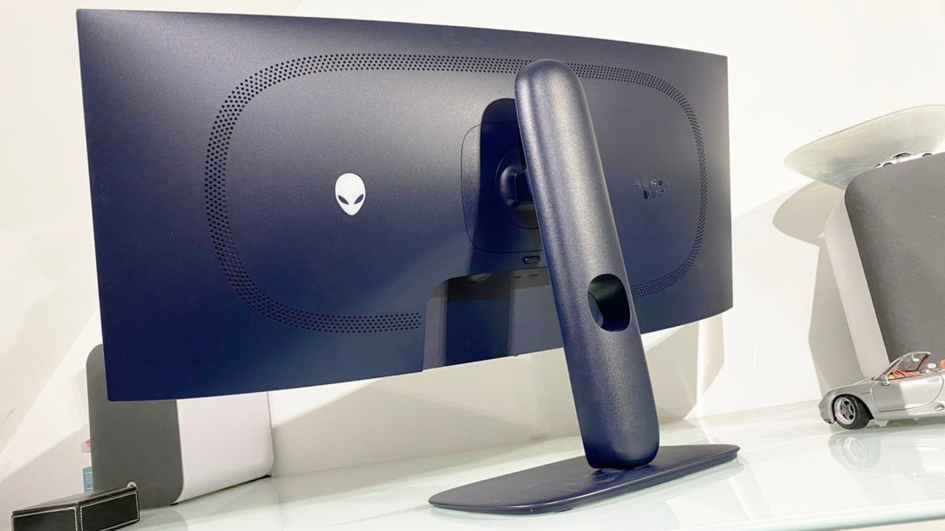 Danh gia man hinh Alienware 34 AW3425DW Sieu rong sieu nhanh nhung chua hoan hao 10