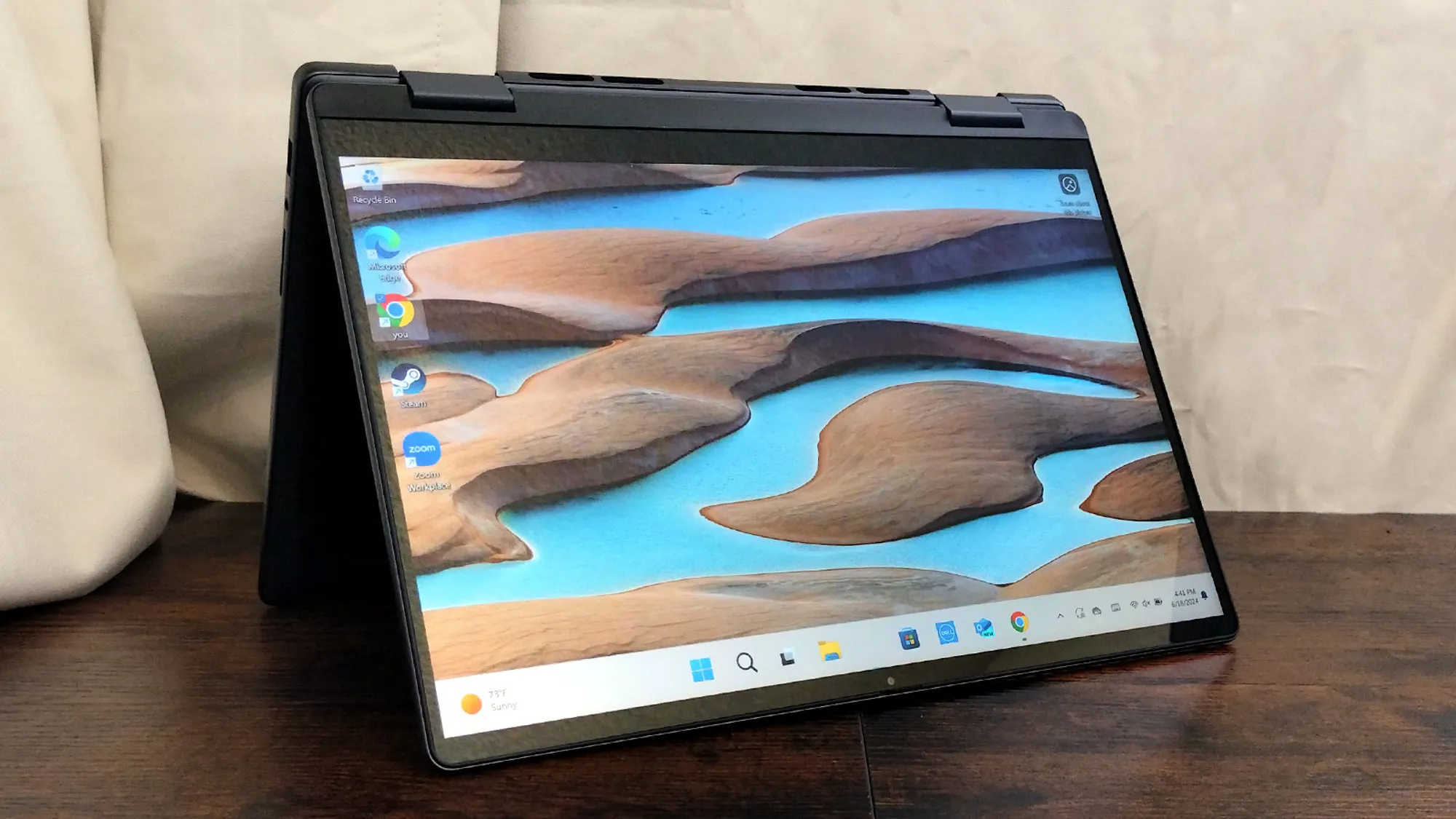 Top những chiếc laptop màn hình cảm ứng 2in1 tốt nhất năm 2025: Đâu là lựa chọn phù hợp? 10 Dell Inspiron 14 2 in 1