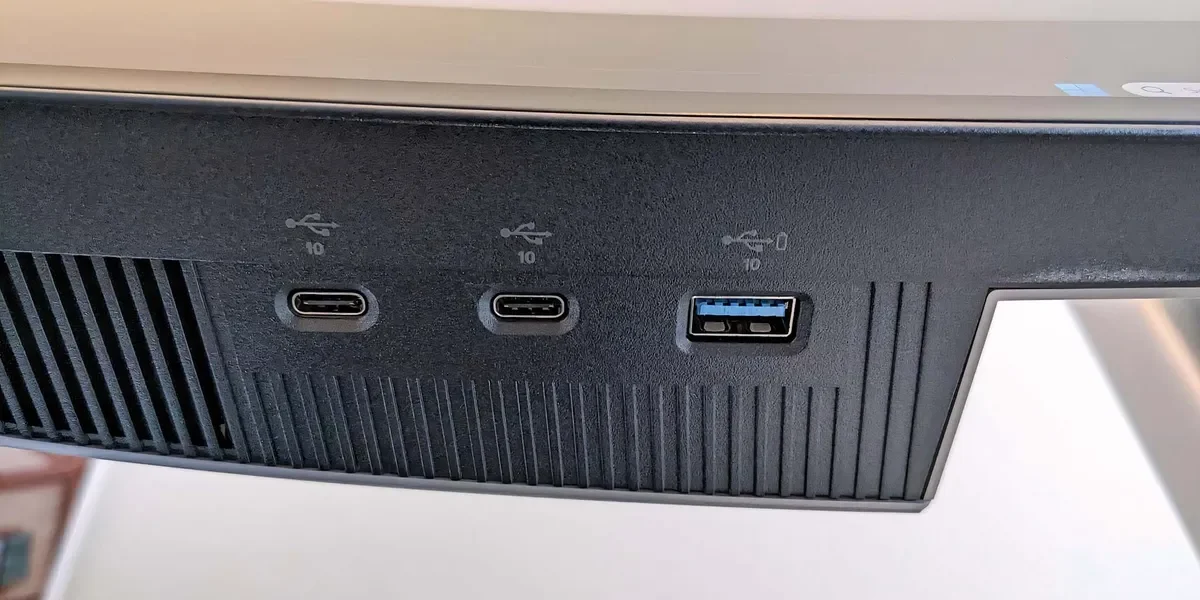 Đánh giá màn hình Dell Ultrasharp 34 (U3425WE) - Trợ thủ đắc lực cho dân văn phòng và sáng tạo 23 Dell Ultrasharp 34 U3425WE 4 e1749812441846