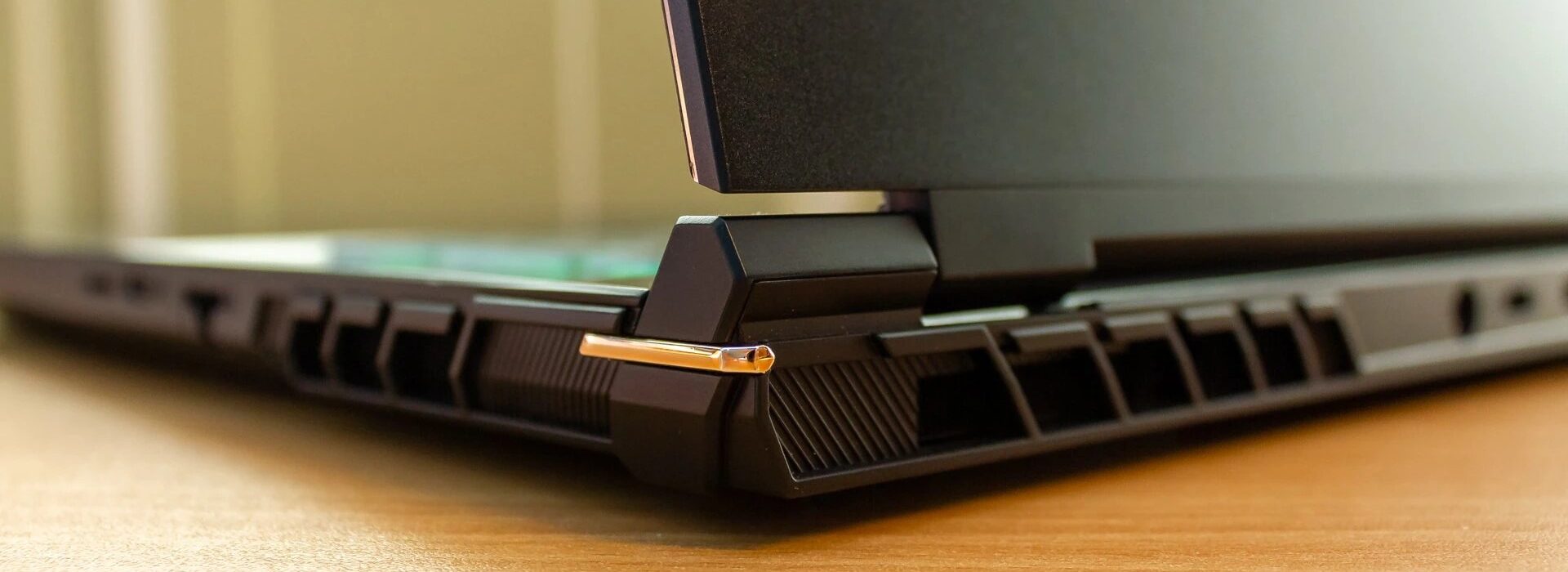 Đánh giá Dream Machines RS3080-17UA51: Liệu có là lựa chọn hoàn hảo cho game thủ chuyên nghiệp? 45 Dream Machines RS3080 17UA51 33 e1750410972786