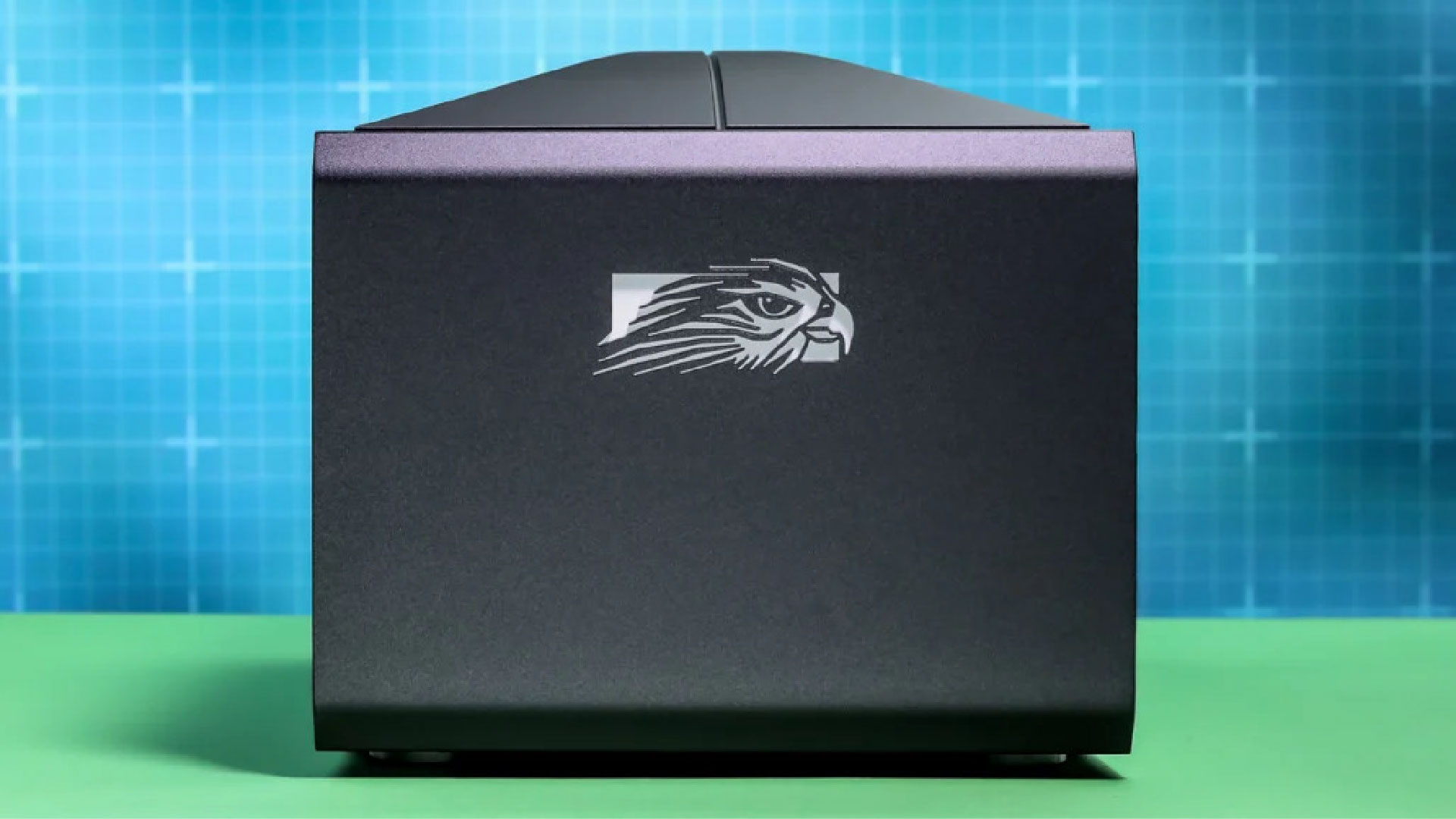 Falcon Northwest FragBox 1 01