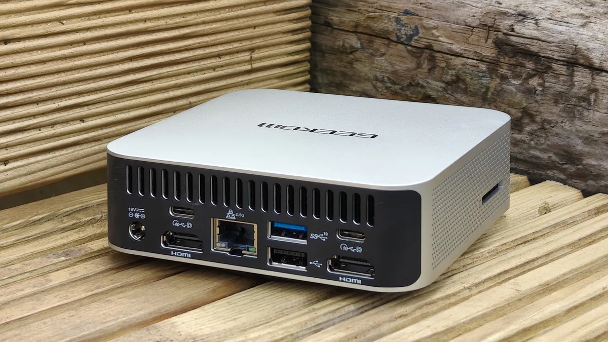 Đánh giá PC mini Geekom A6 - Trợ thủ đắc lực cho công việc, giải trí đa phương tiện tại gia 15 Geekom A6 7