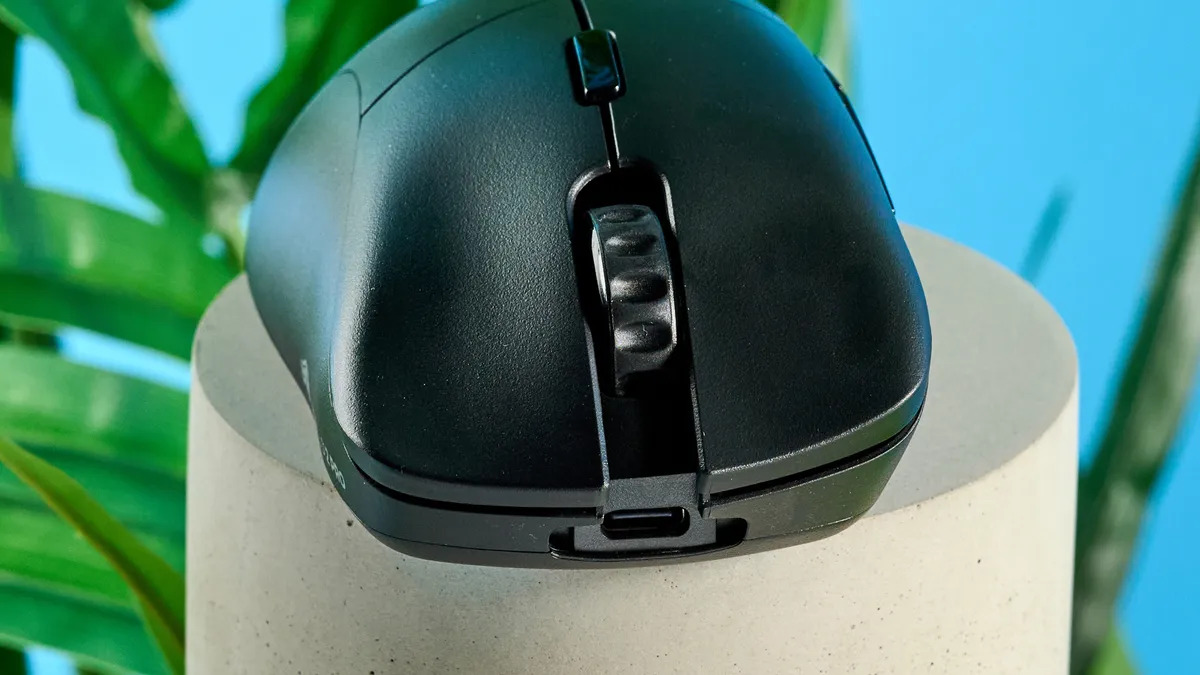 Glorious Model D2 Pro 11