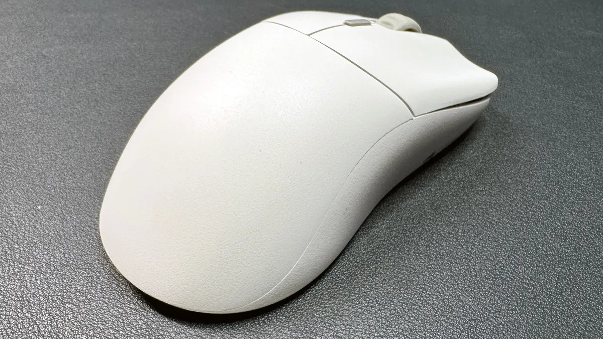 Đánh giá Glorious Series 2 Pro Wireless - Chuột gaming không dây siêu nhẹ, siêu nhanh, siêu mượt mà! 24 Glorious Series 2 Pro Wireless 15 1