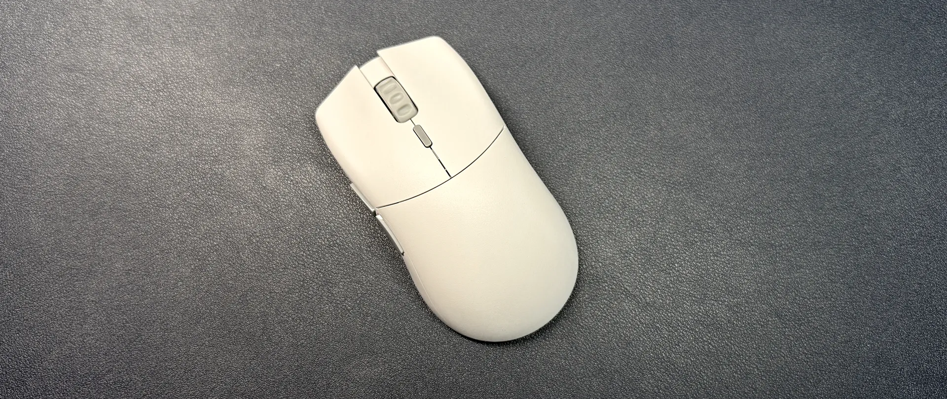 Đánh giá Glorious Series 2 Pro Wireless - Chuột gaming không dây siêu nhẹ, siêu nhanh, siêu mượt mà! 39 Glorious Series 2 Pro Wireless 18 1