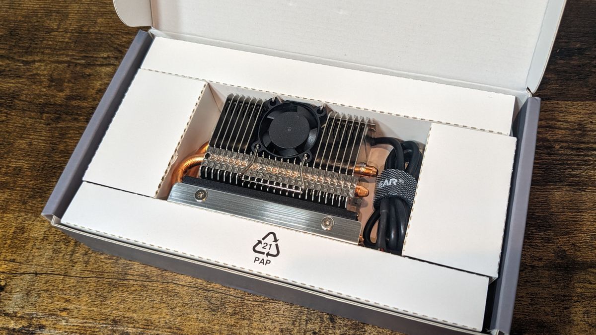 Đánh giá bộ làm mát Graugear G-M2HP04-F NVMe: Hai ống dẫn nhiệt và một quạt mang lại hiệu suất mạnh mẽ 16 Graugear G M2HP04 F 3