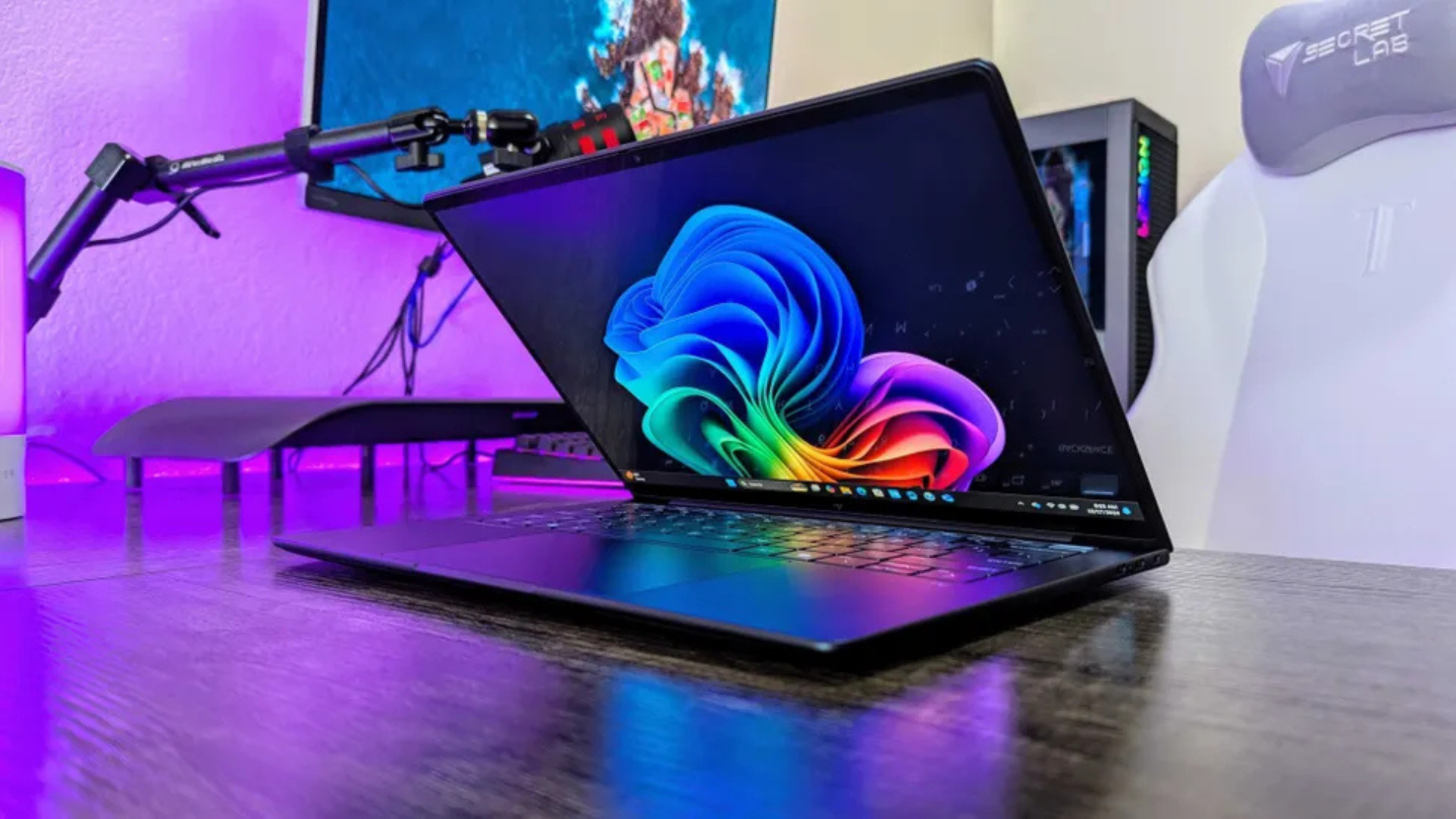 HP AI Companion 2025: Trợ lý AI mới cạnh tranh Copilot+ 1 HP AI Companion 2025 Tro ly AI moi canh tranh Copilot 1