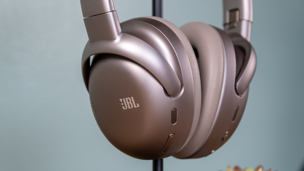JBL Tour One M3 2