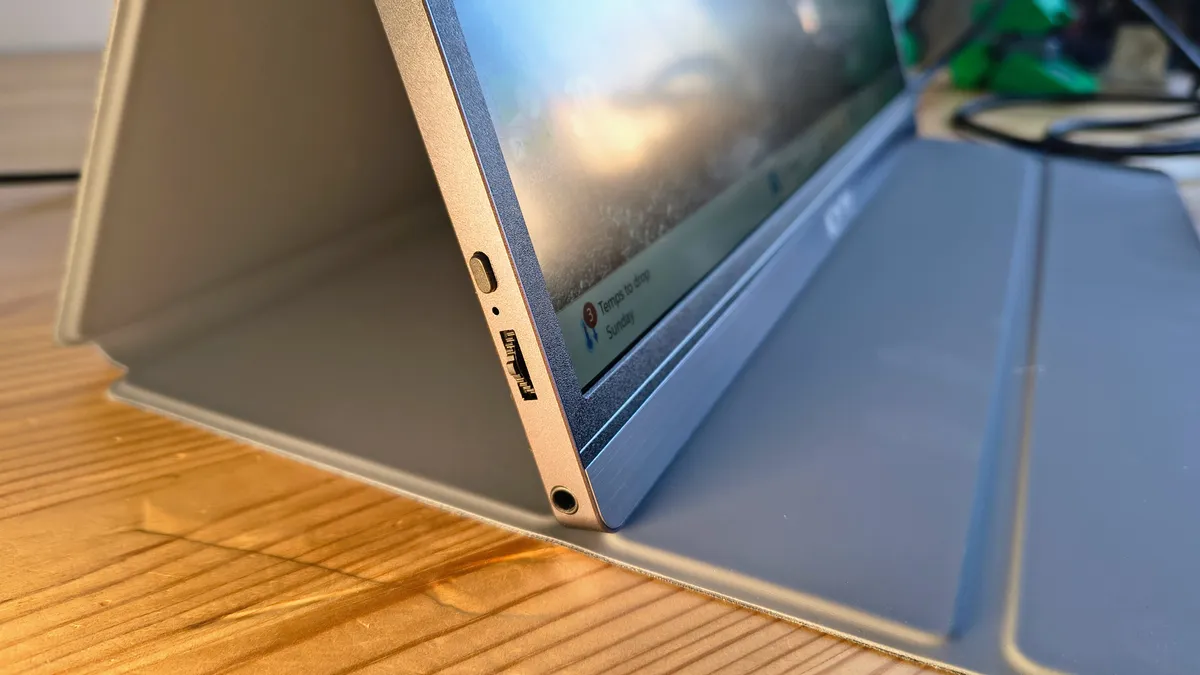 KYY K3 Portable Monitor 4