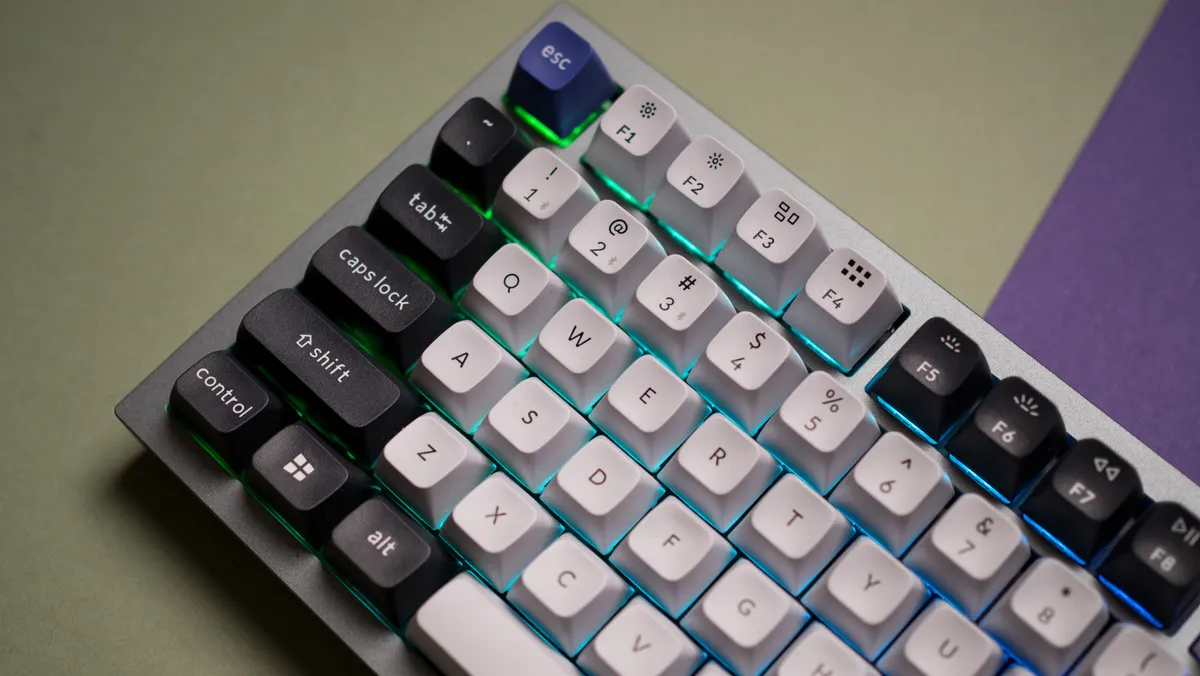 Đánh giá Keychron Q6 Pro - Khi mọi yếu tố hoàn hảo hội tụ trong một chiếc bàn phím cơ 27 Keychron Q6 Pro 13