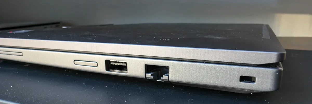 Đánh giá Lenovo ThinkPad T14 Gen 5 - Một chiếc laptop hoàn hảo cho công việc và sáng tạo 23 Lenovo ThinkPad T14 Gen 5 7 e1749437918131