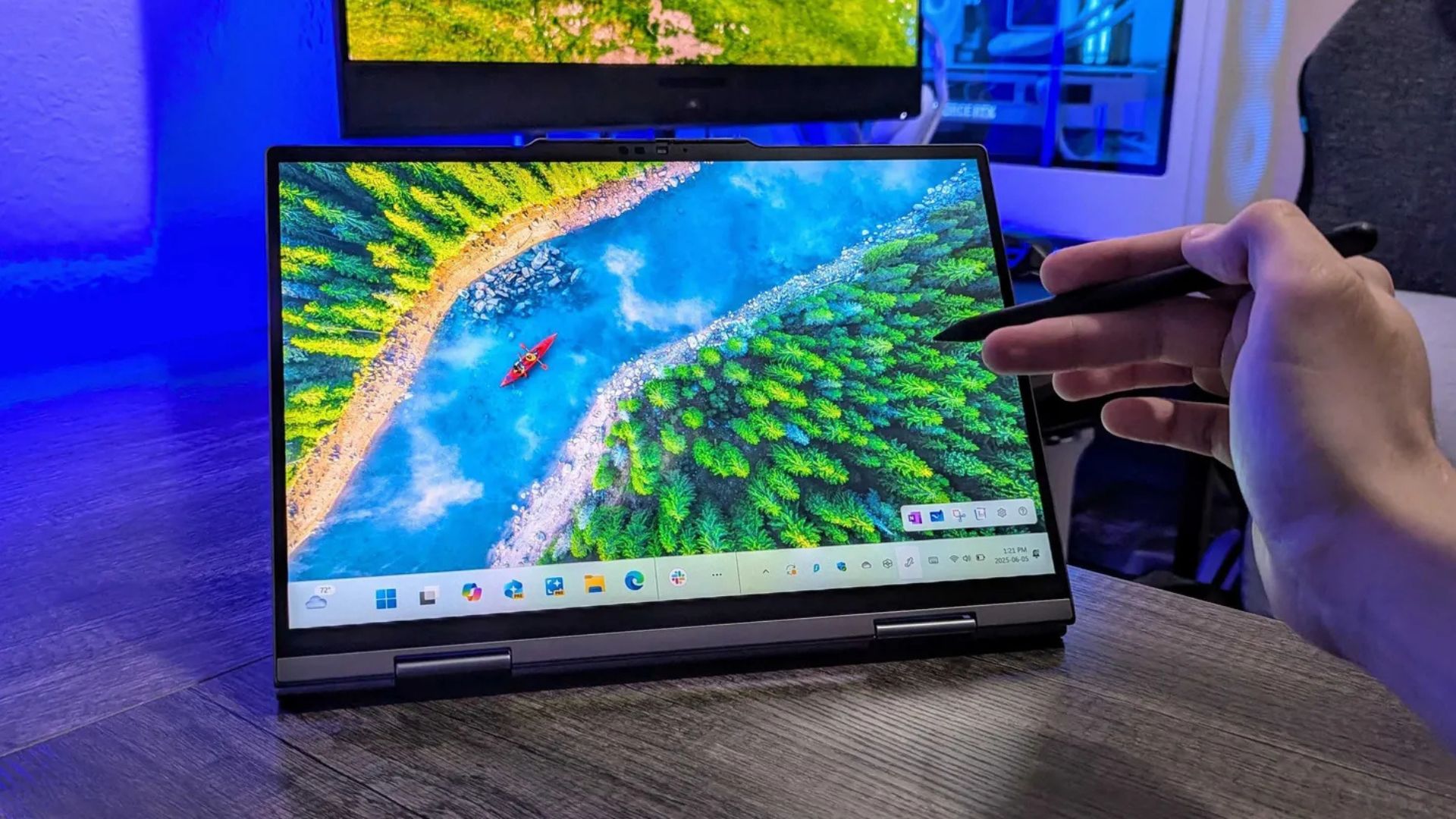 Đánh giá Lenovo ThinkPad X1 2in1 (Gen 10) - Linh hoạt tối đa cho công việc, giải trí và sáng tạo 1 Lenovo ThinkPad X1 2in1 Gen 10 11