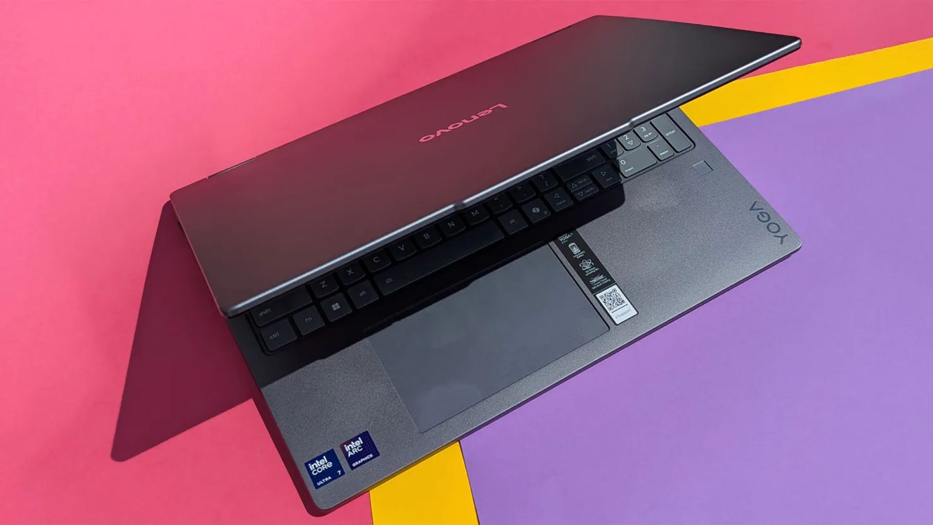 Đánh giá Lenovo Yoga 7i 2in1 16ILL10 - Laptop 2 trong 1 hoàn hảo cho công việc và giải trí! 1 Lenovo Yoga 7i 2 in 1 16ILL10 14