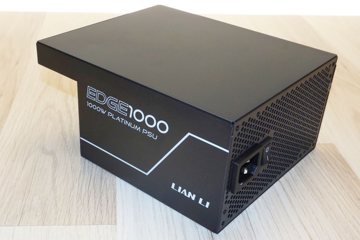 Đánh giá bộ nguồn Lian Li EDGE EG1000 ATX 3.1 - Tại sao là lựa chọn tối ưu cho PC Gaming/Workstation? 33 Lian Li EDGE EG1000 ATX 3 13
