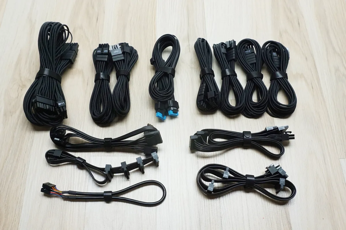 Đánh giá bộ nguồn Lian Li EDGE EG1000 ATX 3.1 - Tại sao là lựa chọn tối ưu cho PC Gaming/Workstation? 31 Lian Li EDGE EG1000 ATX 3 9