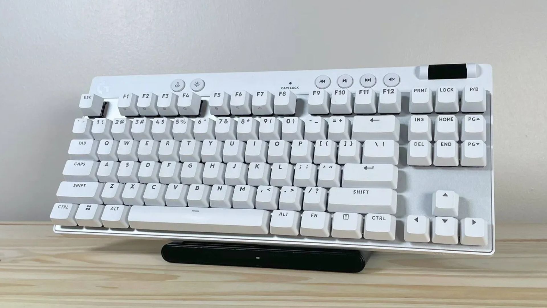 Đánh giá Logitech G PRO X TKL Rapid - Bàn phím không dây TKL đỉnh cao cho game thủ! 1 Logitech G PRO X TKL Rapid 9