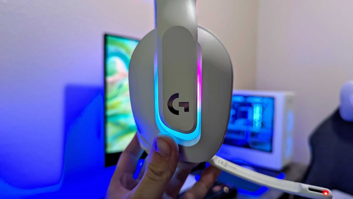 Đánh giá Logitech G522 LIGHTSPEED: Trải nghiệm Gaming đỉnh cao với tốc độ ánh sáng 13 Logitech G522 LIGHTSPEED 6