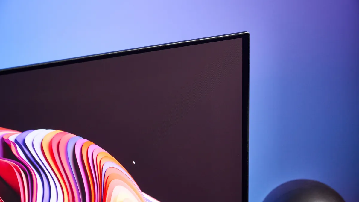 MSI MPG 272URX QD OLED 1 1