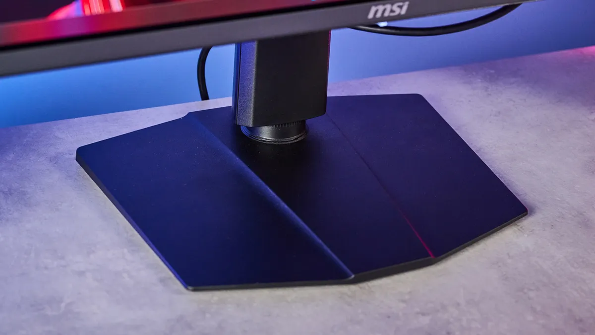 MSI MPG 272URX QD OLED 7 1