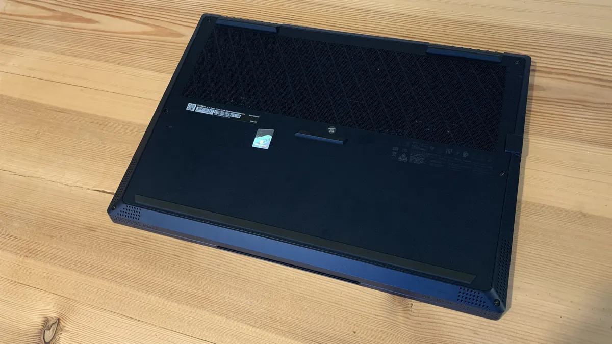 Đánh giá MSI Stealth 16 AI Studio A1V - Lựa chọn tối ưu cho game thủ và nhà sáng tạo? 15 MSI Stealth 16 AI Studio A1V 2