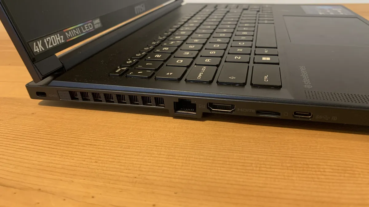 Đánh giá MSI Stealth 16 AI Studio A1V - Lựa chọn tối ưu cho game thủ và nhà sáng tạo? 12 MSI Stealth 16 AI Studio A1V 5