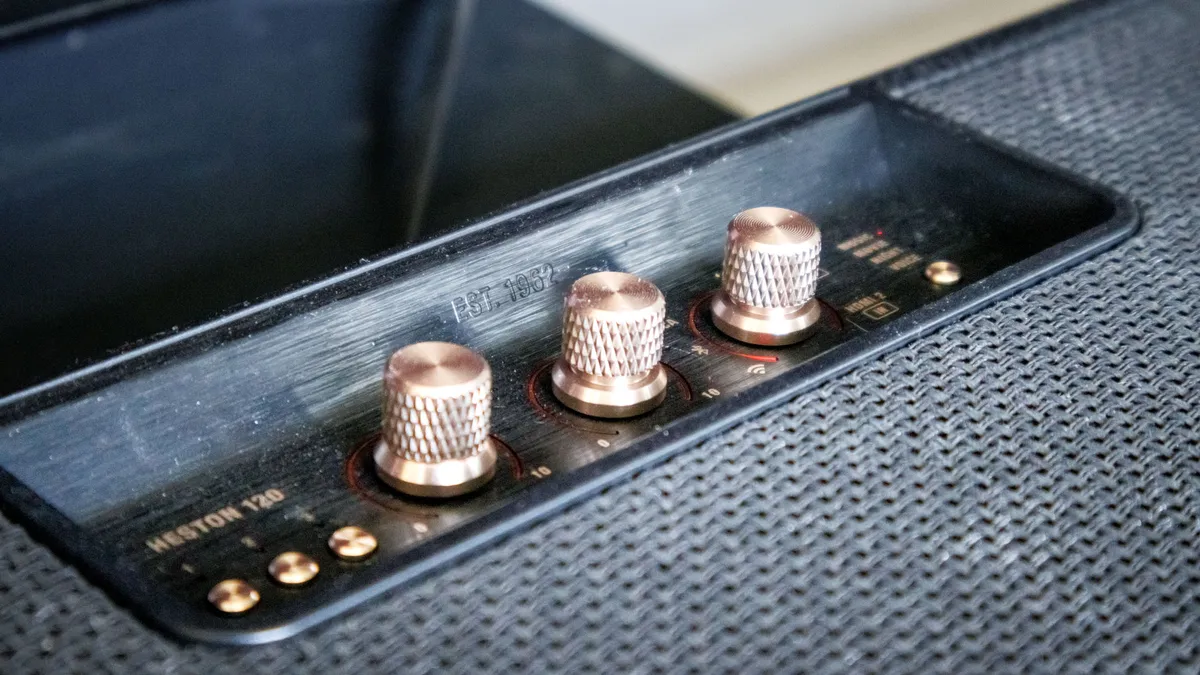 Marshall Heston 120 11